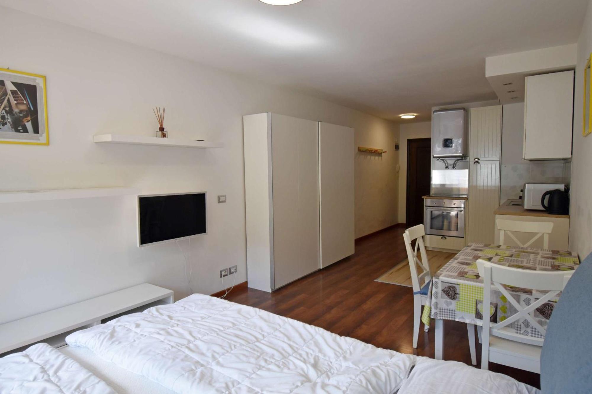 Emerald Studio Apartment Madonna Εξωτερικό φωτογραφία